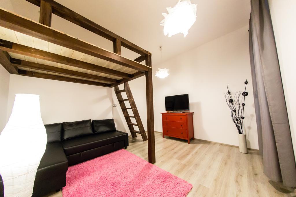 Freedom Rooms & Apartments Praag Buitenkant foto