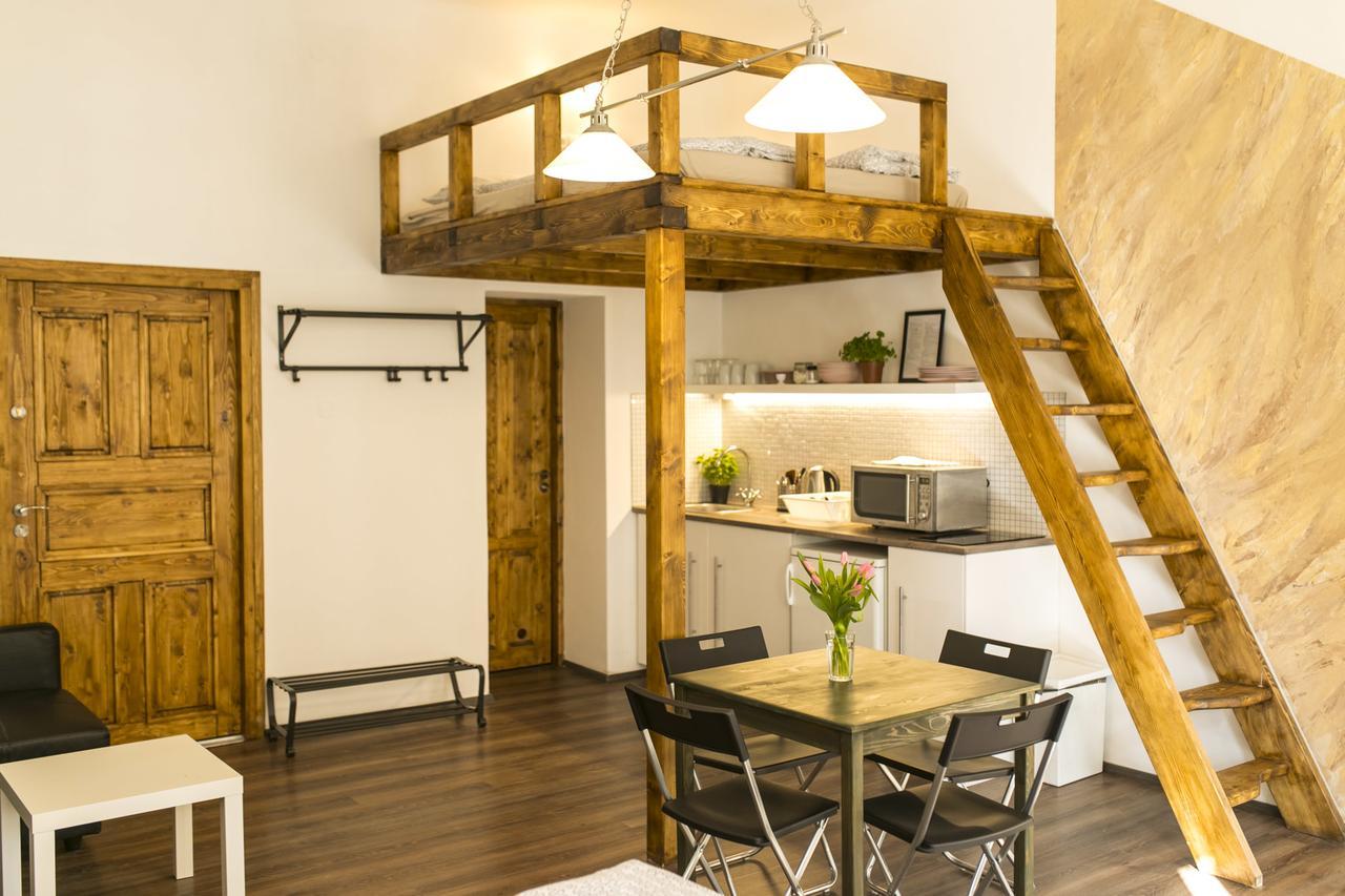 Freedom Rooms & Apartments Praag Buitenkant foto