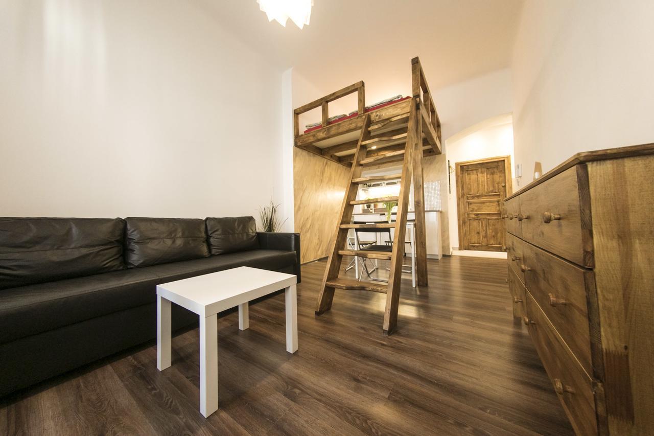 Freedom Rooms & Apartments Praag Buitenkant foto