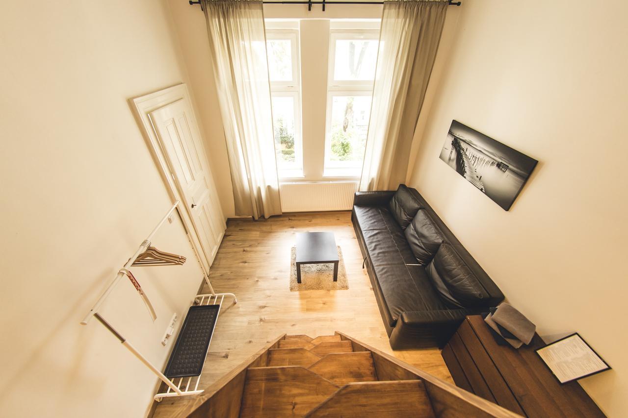 Freedom Rooms & Apartments Praag Kamer foto